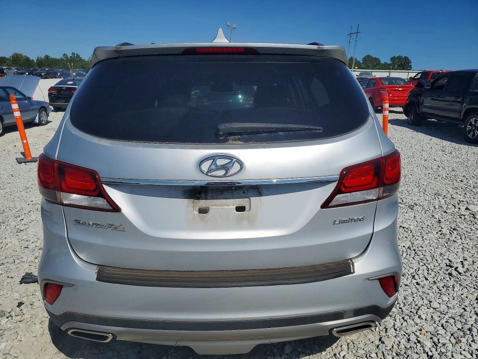 2017 Hyundai Santa Fe მანქანა იყიდება აუქციონზე, vin: KM8SN4HF8HU225647, აუქციონის ნომერი: 70746316