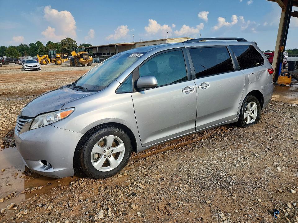 Aukcja sprzedaży 2016 Toyota Sienna, vin: 5TDKK3DC9GS714712, numer aukcji: 67919436
