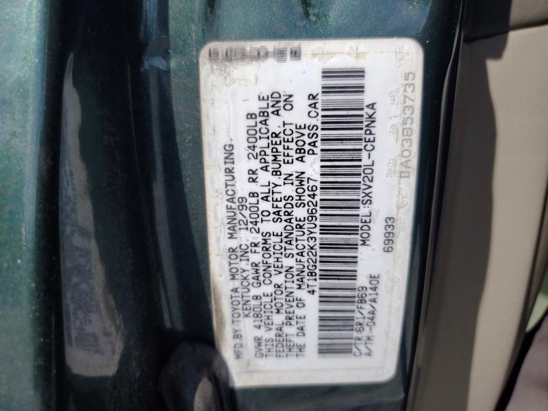 70496326 :رقم المزاد ، 4T1BG22K3YU962467 vin ، 2000 Toyota Camry مزاد بيع