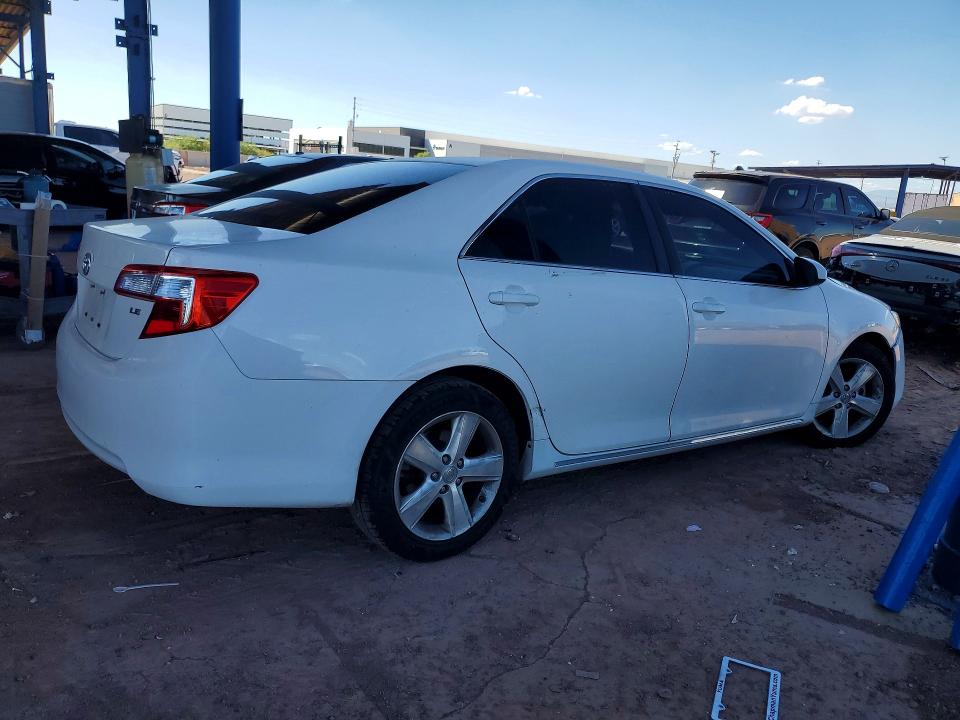 69621826 :رقم المزاد ، 4T1BF1FK3DU215937 vin ، 2013 Toyota Camry مزاد بيع