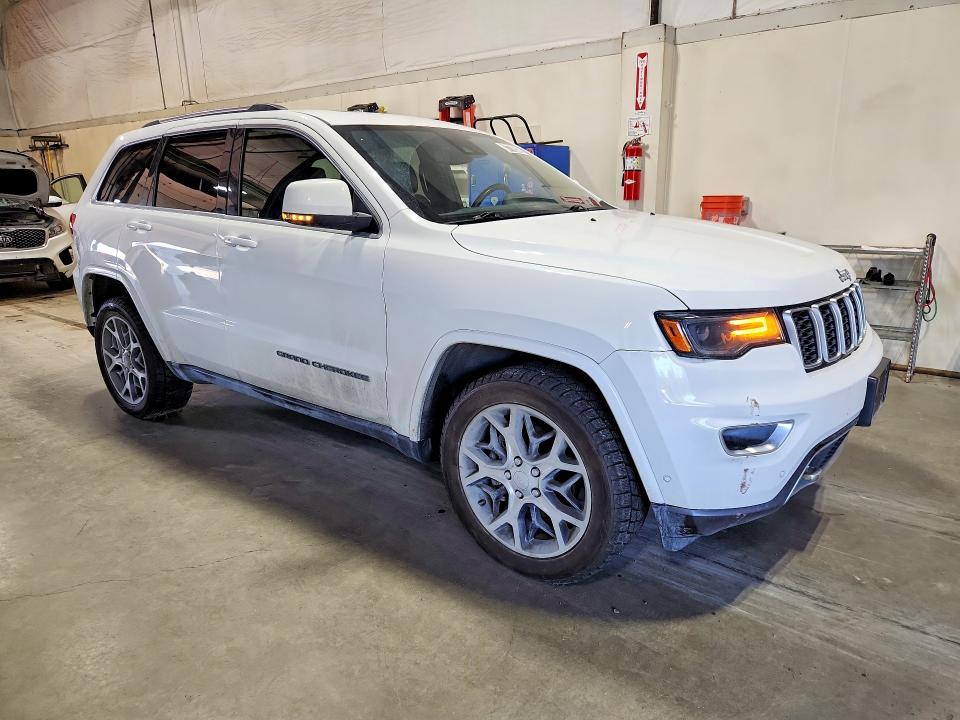 Продаж на аукціоні авто 2018 Jeep Grand Cherokee, vin: 1C4RJFBG1JC374747, номер лоту: 67778536