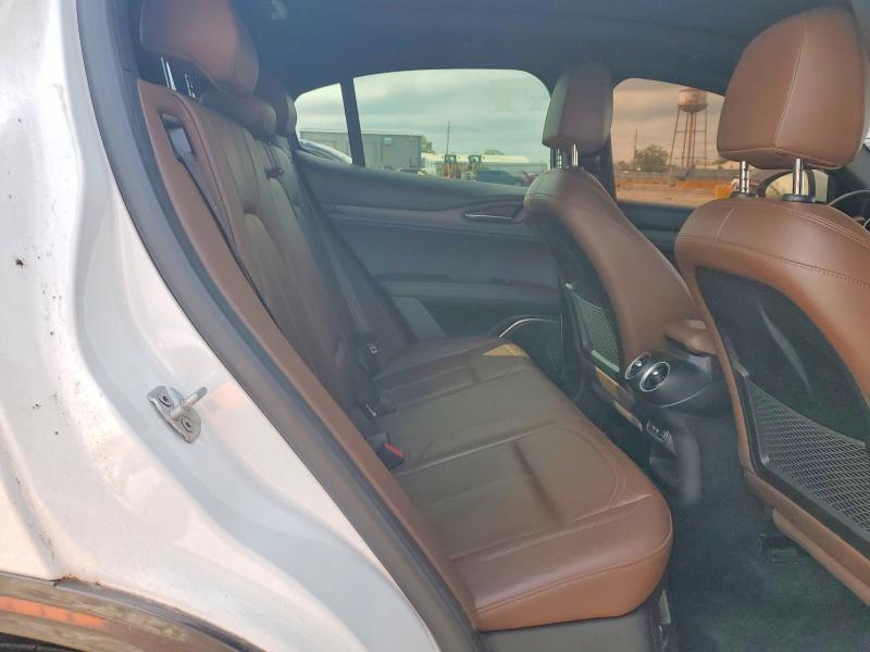 Aukcja sprzedaży 2022 Alfa Romeo Stelvio, vin: ZASPAKBNXN7D32288, numer aukcji: 69911956