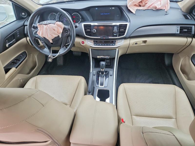 Продажа на аукционе авто 2015 Honda Accord, vin: 1HGCR2F85FA014864, номер лота: 68893306