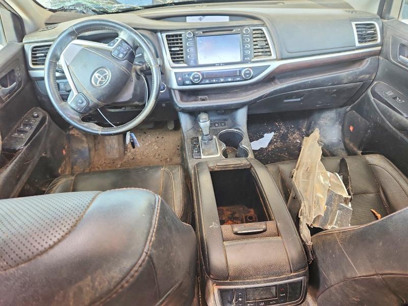 66817056 :رقم المزاد ، 5TDDKRFH8FS100060 vin ، 2015 Toyota Highlander مزاد بيع