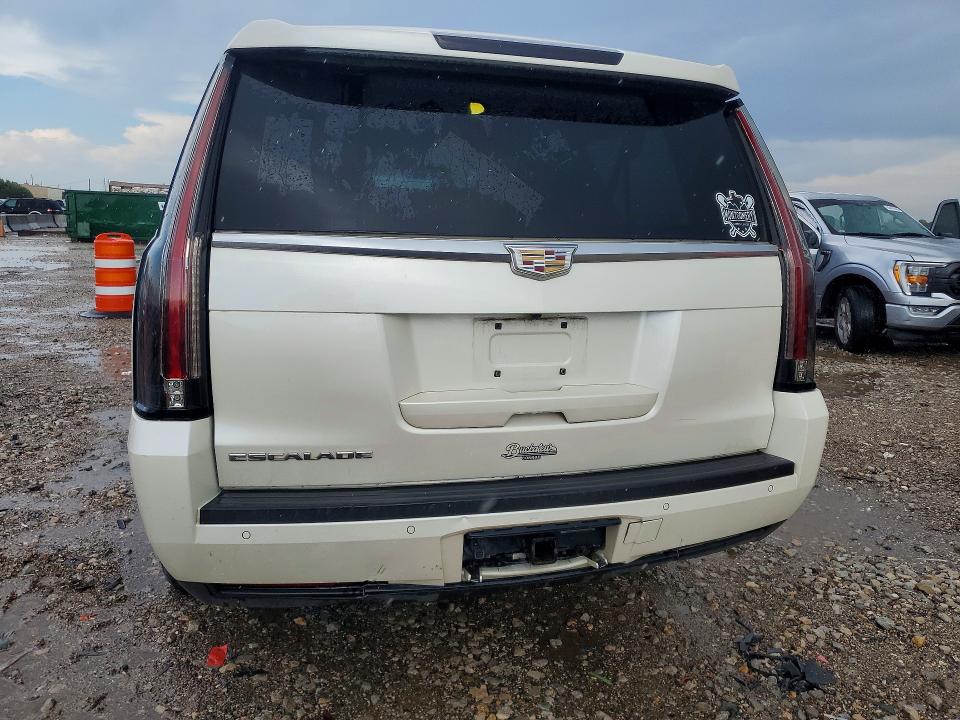 2015 Cadillac Escalade მანქანა იყიდება აუქციონზე, vin: 1GYS3SKJ8FR630929, აუქციონის ნომერი: 68129306