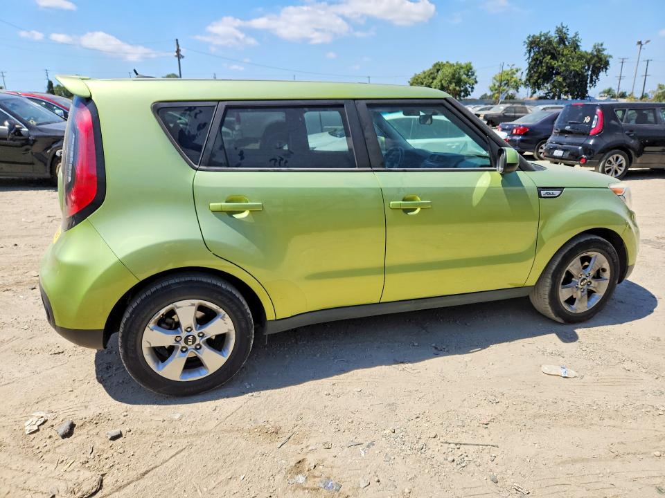 67662456 :رقم المزاد ، KNDJN2A23H7882575 vin ، 2017 Kia Soul مزاد بيع
