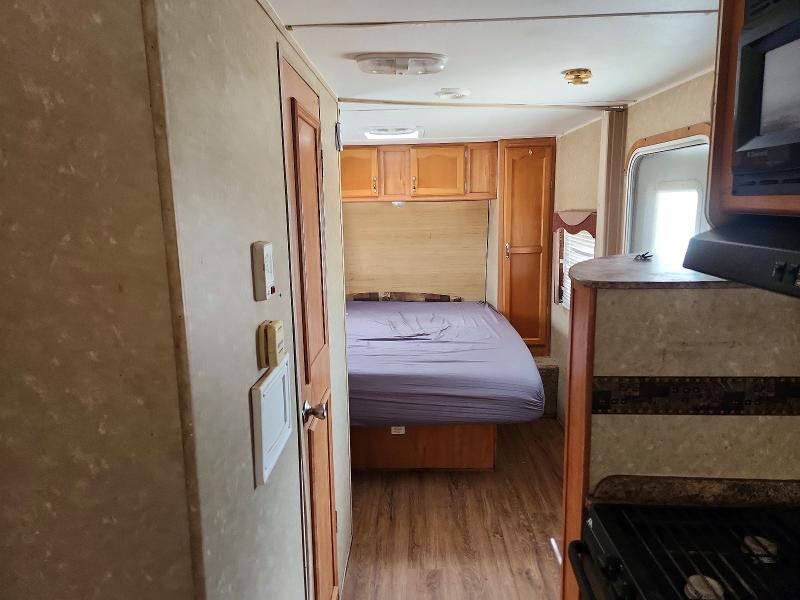 2010 Gulf Stream Recreational Vehicle (rv) მანქანა იყიდება აუქციონზე, vin: 1NL1GTK22A1100879, აუქციონის ნომერი: 71051366