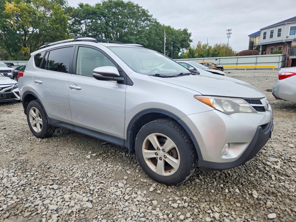 2014 Toyota Rav4 მანქანა იყიდება აუქციონზე, vin: JTMRFREV7ED050831, აუქციონის ნომერი: 71176136