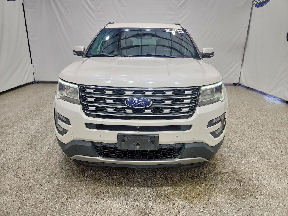 Продажа на аукционе авто 2017 Ford Explorer, vin: 1FM5K8F8XHGC70220, номер лота: 68264676