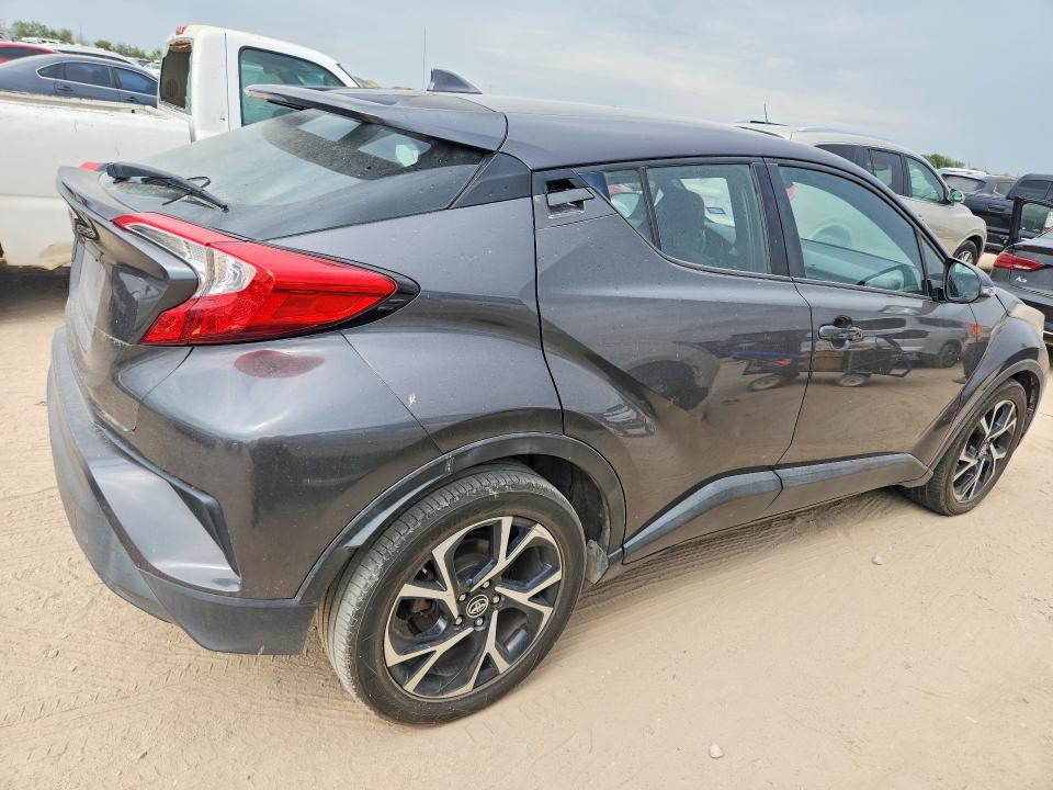 68001166 :رقم المزاد ، NMTKHMBX2JR025644 vin ، 2018 Toyota C-hr مزاد بيع