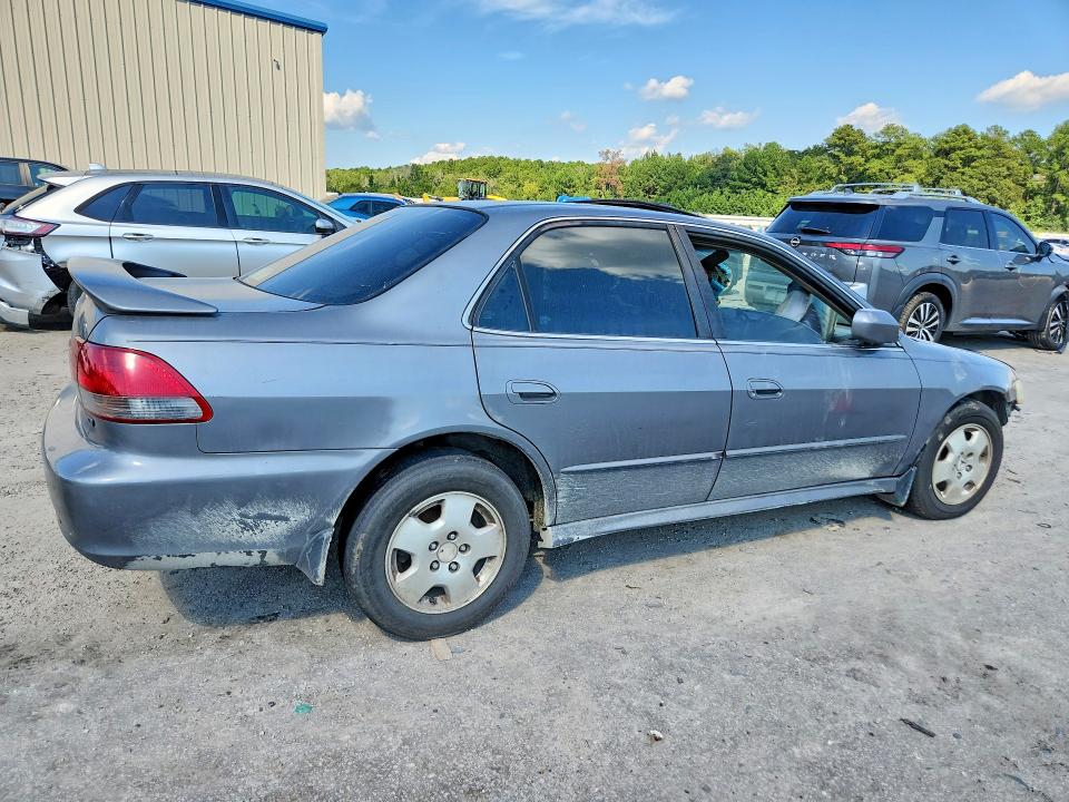 2002 Honda Accord მანქანა იყიდება აუქციონზე, vin: 1HGCG16512A047425, აუქციონის ნომერი: 67349996