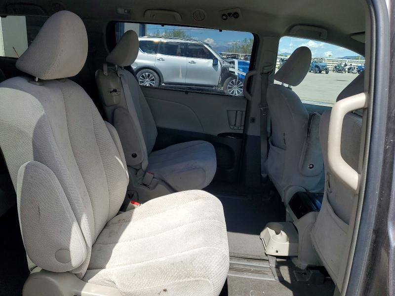 Продажа на аукционе авто 2011 Toyota Sienna, vin: 5TDKK3DC0BS037624, номер лота: 71252276