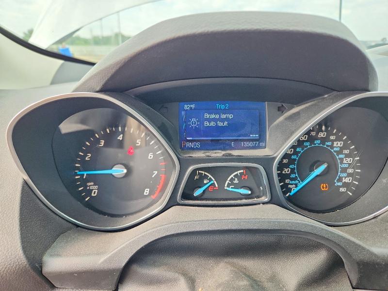 2013 Ford Escape მანქანა იყიდება აუქციონზე, vin: 1FMCU0G98DUC21832, აუქციონის ნომერი: 67455996
