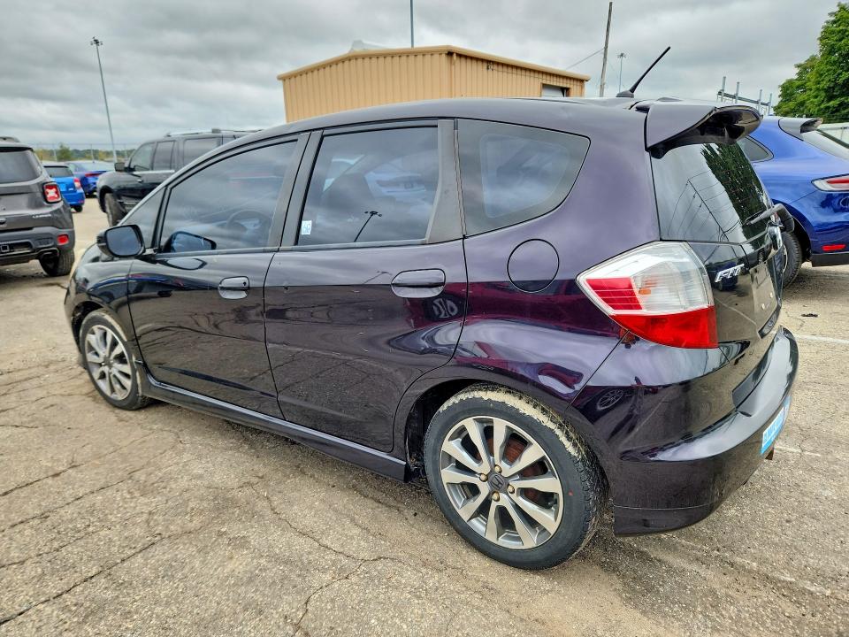 Продажа на аукционе авто 2013 Honda Fit, vin: JHMGE8H51DC023658, номер лота: 68984396