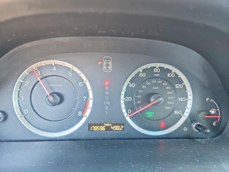 70468736 :رقم المزاد ، 1HGCP2F86BA041961 vin ، 2011 Honda Accord مزاد بيع