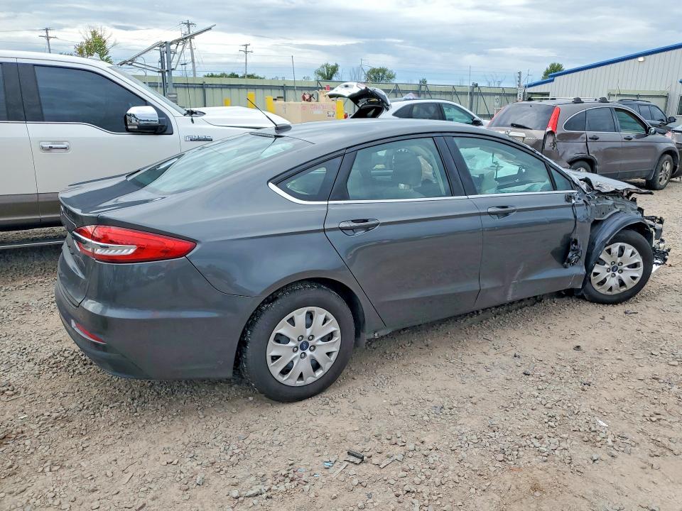 Продажа на аукционе авто 2019 Ford Fusion, vin: 3FA6P0G71KR276821, номер лота: 68953046