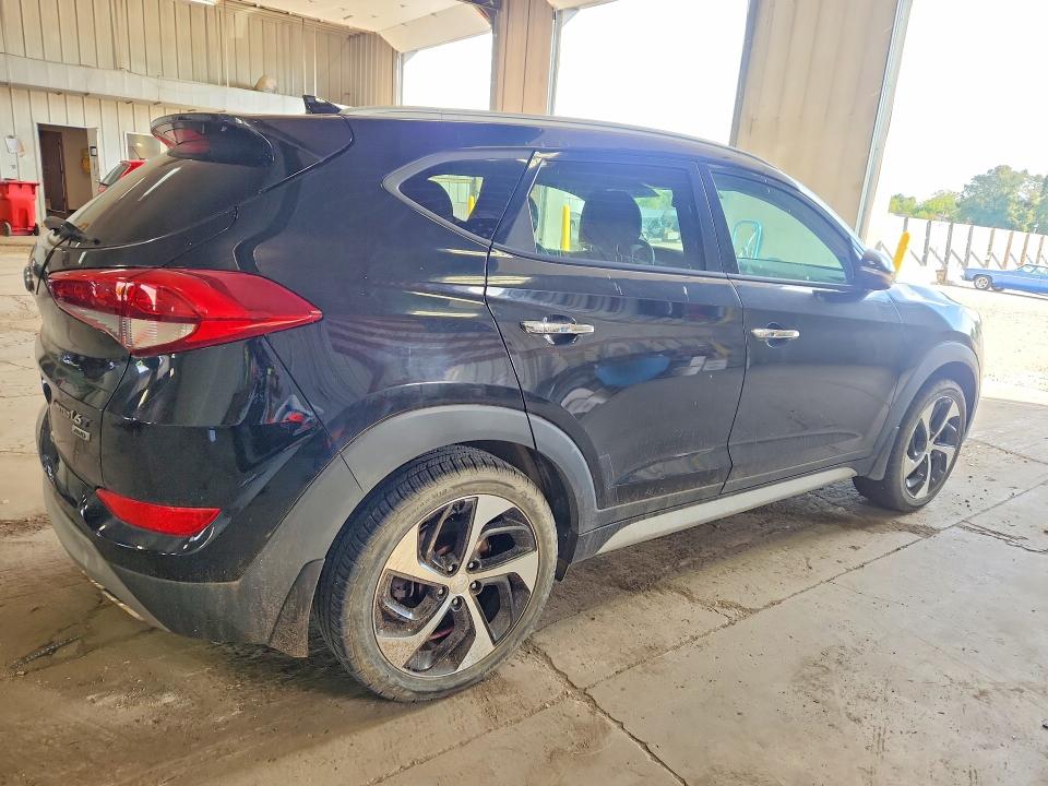 Продаж на аукціоні авто 2017 Hyundai Tucson, vin: KM8J3CA27HU582756, номер лоту: 71050446