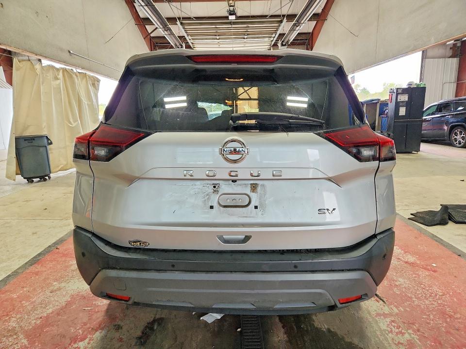 70280456 :رقم المزاد ، 5N1AT3BA5MC721305 vin ، 2021 Nissan Rogue مزاد بيع