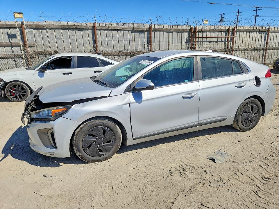 Продажа на аукционе авто 2017 Hyundai Ioniq, vin: KMHC75LC1HU019054, номер лота: 70747766