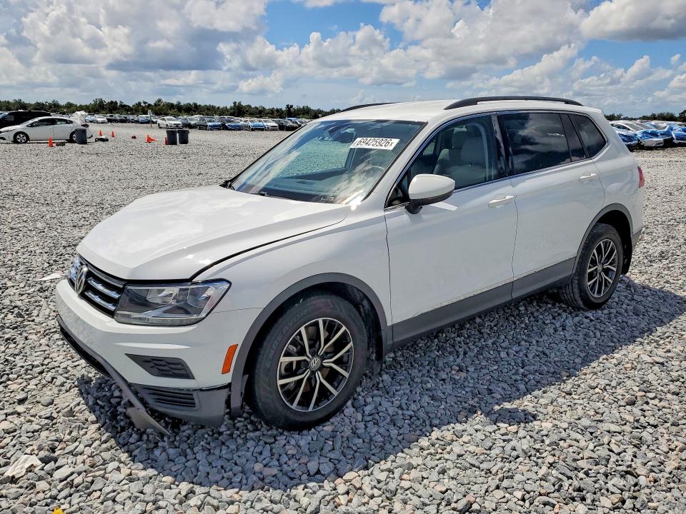 2021 Volkswagen Tiguan მანქანა იყიდება აუქციონზე, vin: 3VV3B7AX8MM159042, აუქციონის ნომერი: 69425926