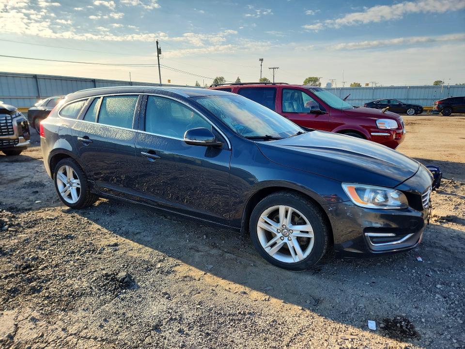 Продажа на аукционе авто 2015 Volvo V60, vin: YV140MEDXF1203057, номер лота: 68723776