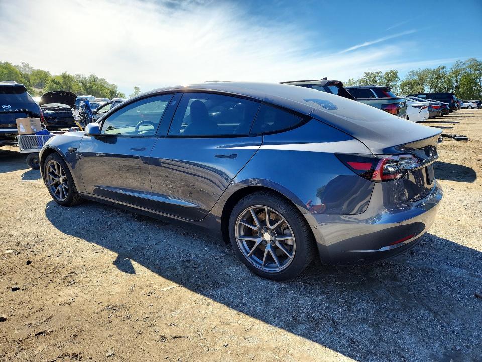 Продажа на аукционе авто 2021 Tesla Model 3, vin: 5YJ3E1EA2MF923271, номер лота: 70420896