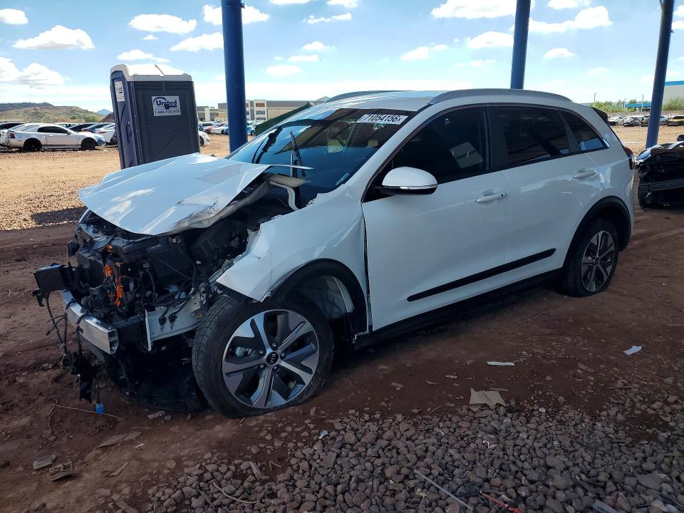 71054156 :رقم المزاد ، KNDCC3LGXM5107323 vin ، 2021 Kia Niro مزاد بيع
