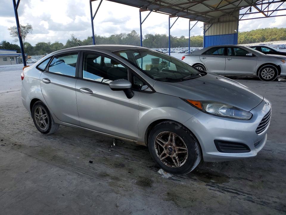 2017 Ford Fiesta მანქანა იყიდება აუქციონზე, vin: 3FADP4BJXHM135818, აუქციონის ნომერი: 68373606