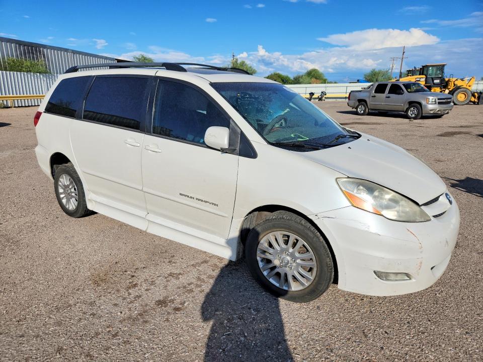Продажа на аукционе авто 2010 Toyota Sienna, vin: 5TDYK4CC3AS335844, номер лота: 68096446