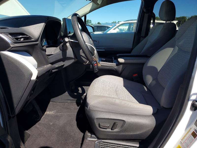 68424396 :رقم المزاد ، 5TDKSKFC1SS158265 vin ، 2025 Toyota Sienna مزاد بيع