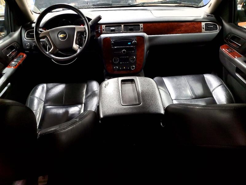 68617606 :رقم المزاد ، 1GNSKJE77CR167719 vin ، 2012 Chevrolet Suburban مزاد بيع
