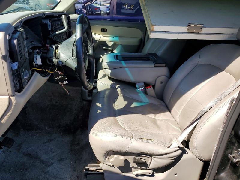 2002 Chevrolet Tahoe მანქანა იყიდება აუქციონზე, vin: 1GNEK13TX2R199396, აუქციონის ნომერი: 68002876