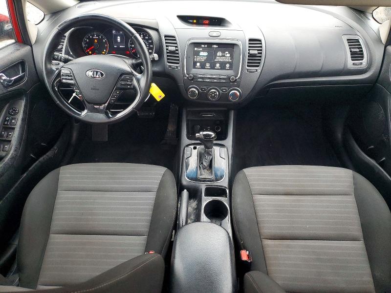 2017 Kia Forte მანქანა იყიდება აუქციონზე, vin: 3KPFL4A77HE158598, აუქციონის ნომერი: 69698776