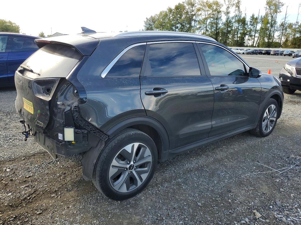 67821466 :رقم المزاد ، KNDCC3LG7N5158859 vin ، 2022 Kia Niro Ev مزاد بيع