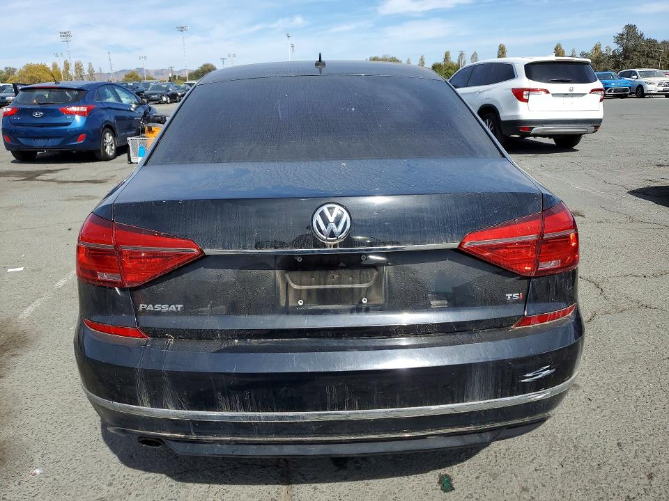 2016 Volkswagen Passat მანქანა იყიდება აუქციონზე, vin: 1VWAT7A30GC044292, აუქციონის ნომერი: 70563866