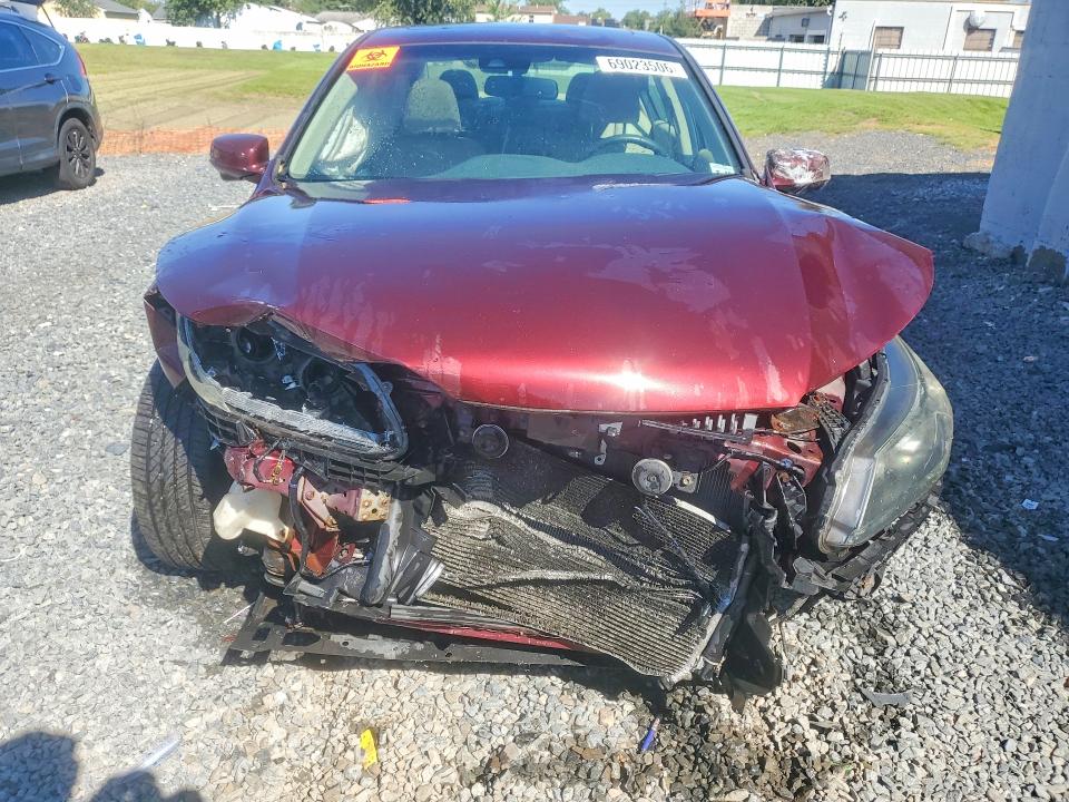 Продажа на аукционе авто 2013 Honda Accord, vin: 1HGCR2F8XDA185705, номер лота: 69023506