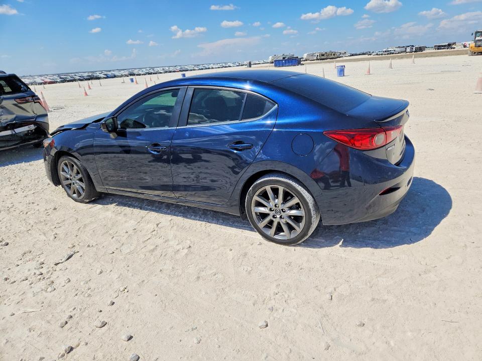 Продажа на аукционе авто 2018 Mazda 3, vin: 3MZBN1V33JM172702, номер лота: 69515746