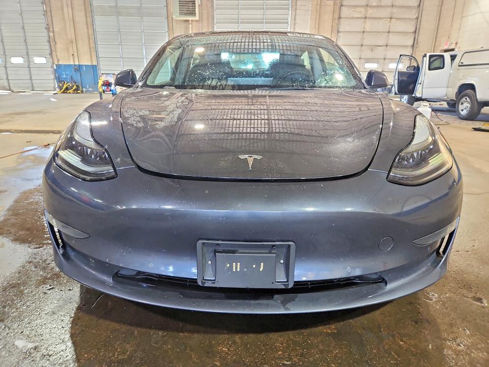 70737136 :رقم المزاد ، 5YJ3E1EA9NF369728 vin ، 2022 Tesla Model 3 مزاد بيع