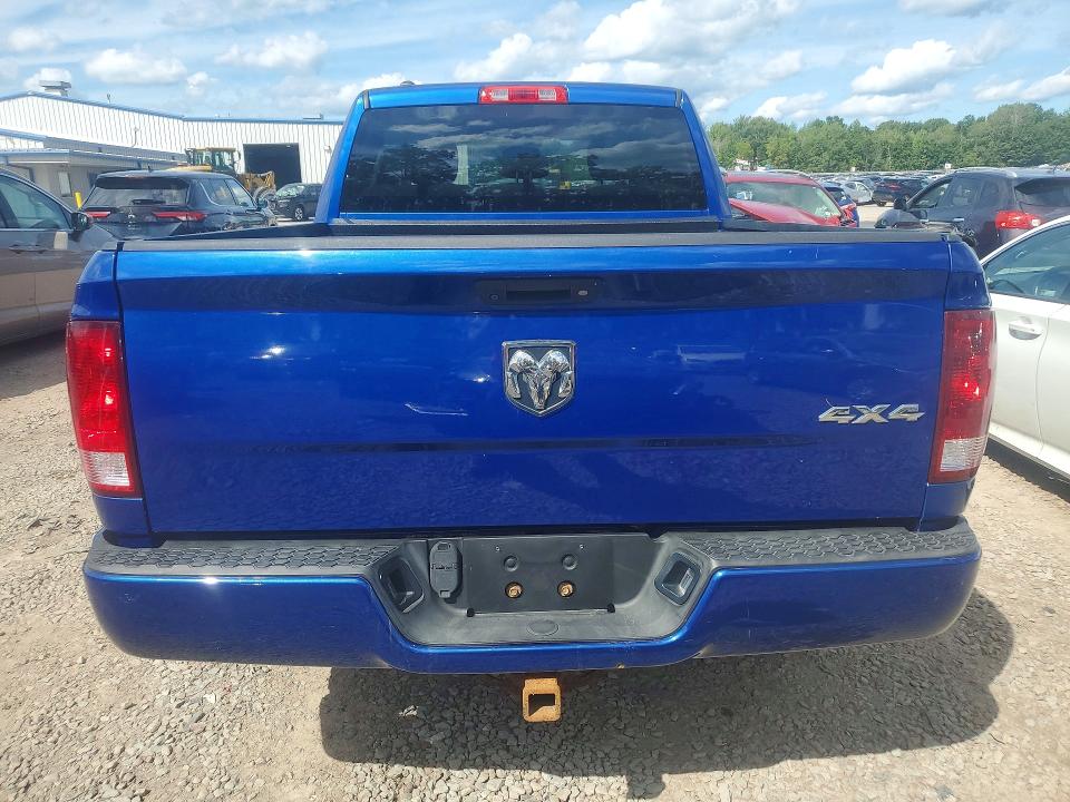 66852416 :رقم المزاد ، 1C6RR7FG4JS282201 vin ، 2018 Ram 1500 مزاد بيع