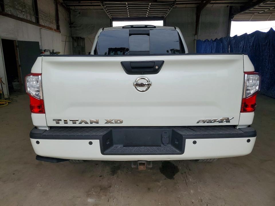 69824536 :رقم المزاد ، 1N6BA1F45KN507341 vin ، 2019 Nissan Titan Xd مزاد بيع