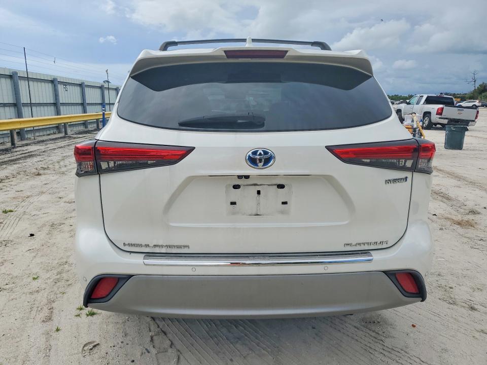 69533616 :رقم المزاد ، 5TDEBRCH9LS005110 vin ، 2020 Toyota Highlander مزاد بيع