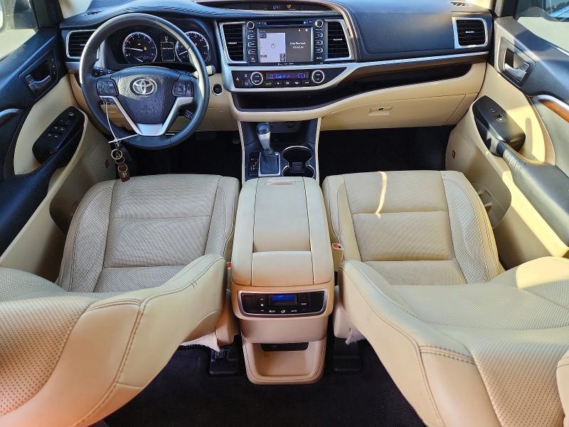 Продажа на аукционе авто 2016 Toyota Highlander, vin: 5TDYKRFH0GS135503, номер лота: 67452576
