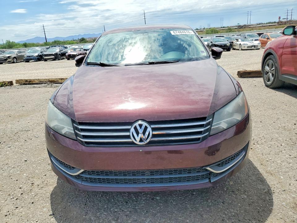 2012 Volkswagen Passat მანქანა იყიდება აუქციონზე, vin: 1VWBP7A35CC085682, აუქციონის ნომერი: 67484616