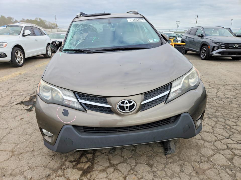 Продаж на аукціоні авто 2015 Toyota Rav4, vin: 2T3RFREV0FW247196, номер лоту: 70654276