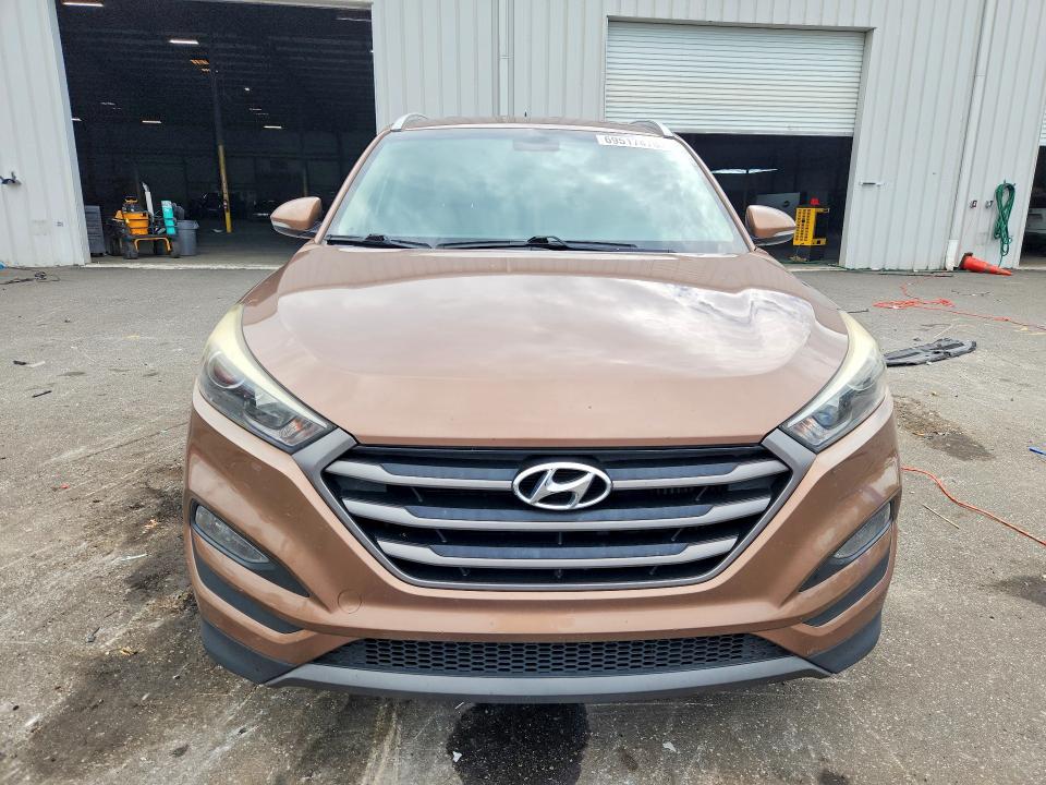 Продаж на аукціоні авто 2016 Hyundai Tucson, vin: KM8J33A22GU076704, номер лоту: 69517476