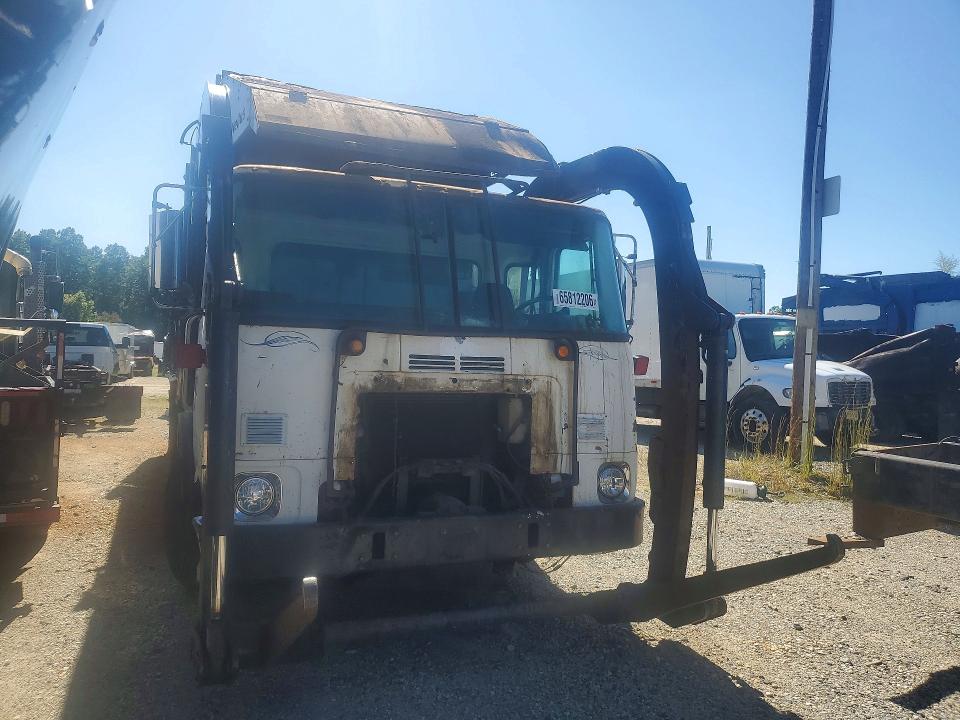 65812206 :رقم المزاد ، 5VCACLLE9CH213557 vin ، 2012 Autocar Llc Xpeditor مزاد بيع