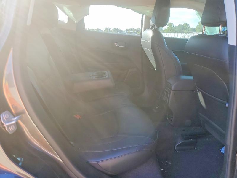 Продаж на аукціоні авто 2018 Jeep Compass, vin: 3C4NJDBB2JT397725, номер лоту: 70113196