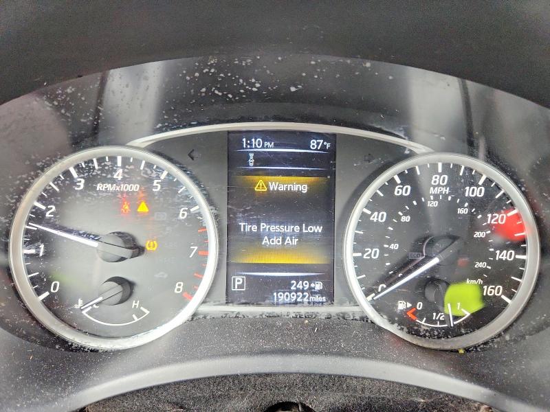 2018 Nissan Sentra მანქანა იყიდება აუქციონზე, vin: 3N1AB7AP8JY242841, აუქციონის ნომერი: 69510736