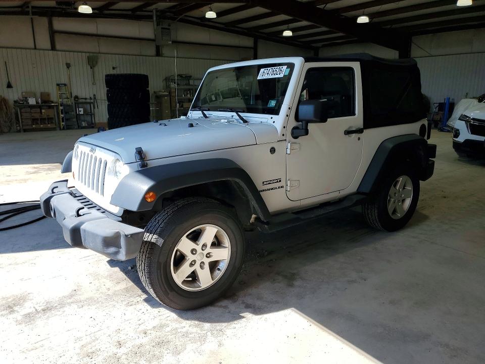 67476526 :رقم المزاد ، 1C4AJWAG1DL526285 vin ، 2013 Jeep Wrangler مزاد بيع