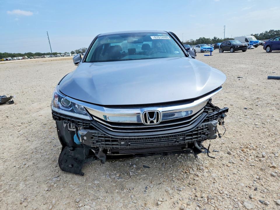 Aukcja sprzedaży 2017 Honda Accord, vin: 1HGCR2F80HA137488, numer aukcji: 67014486